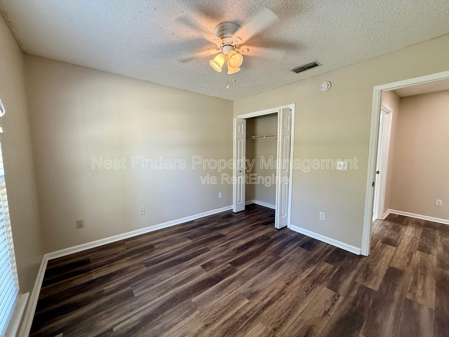 Gallery Image 18