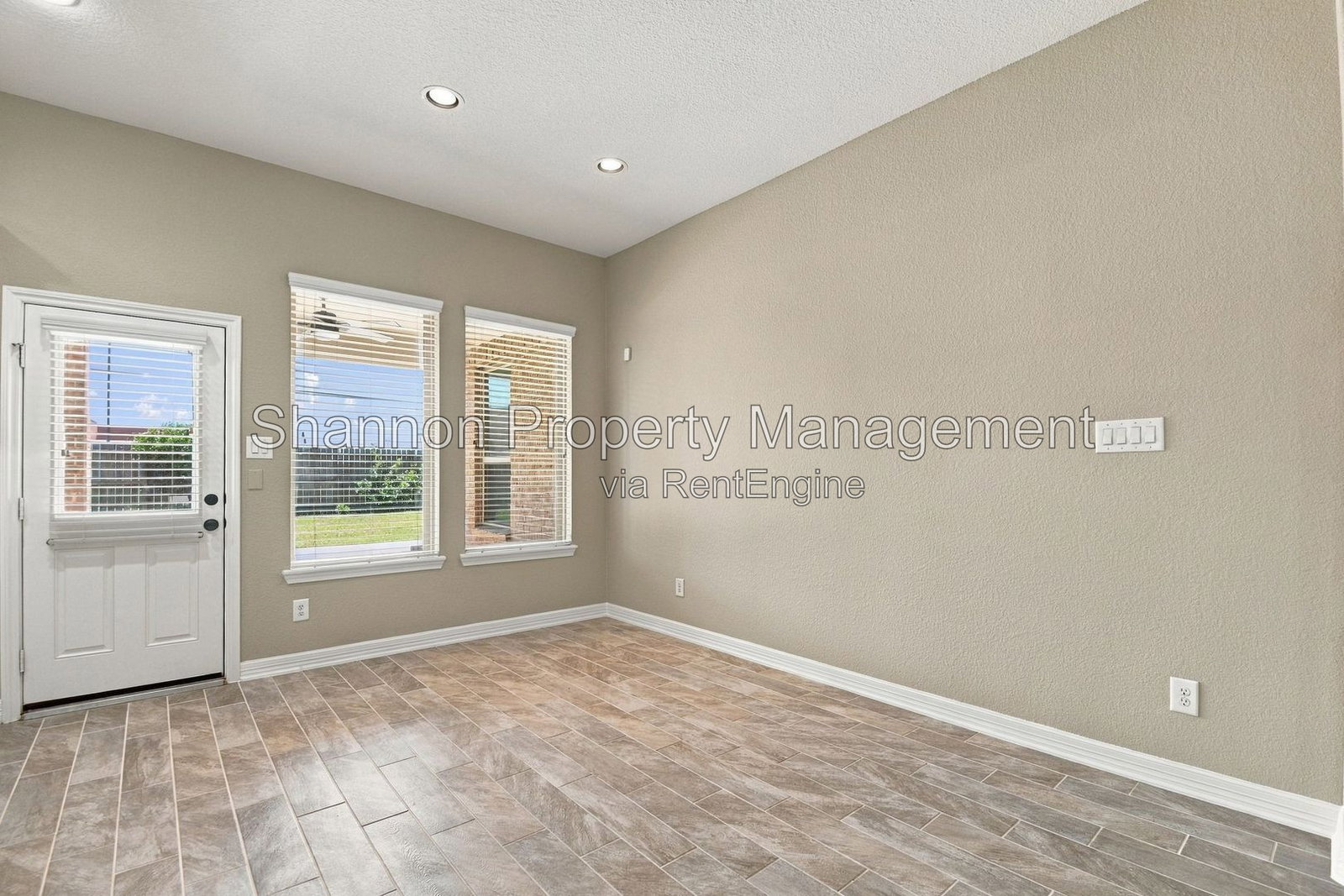 Gallery Image 14