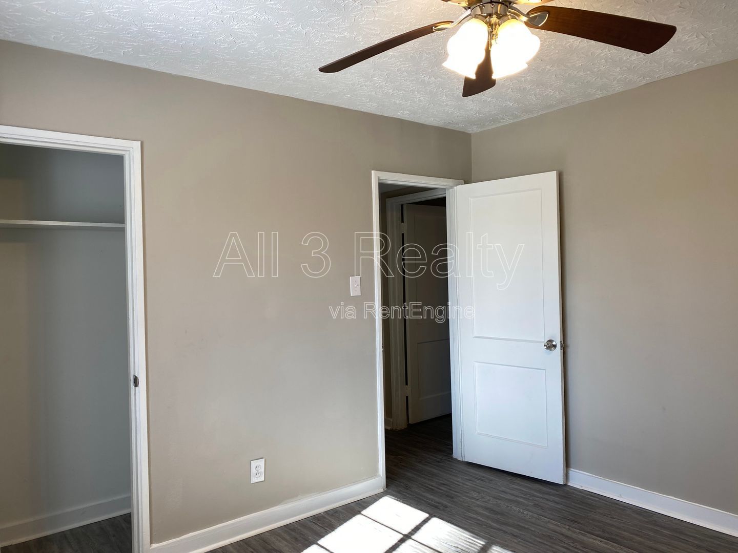 Gallery Image 20