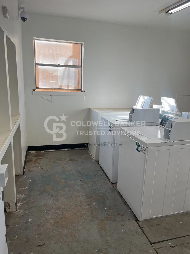 Gallery Image 16