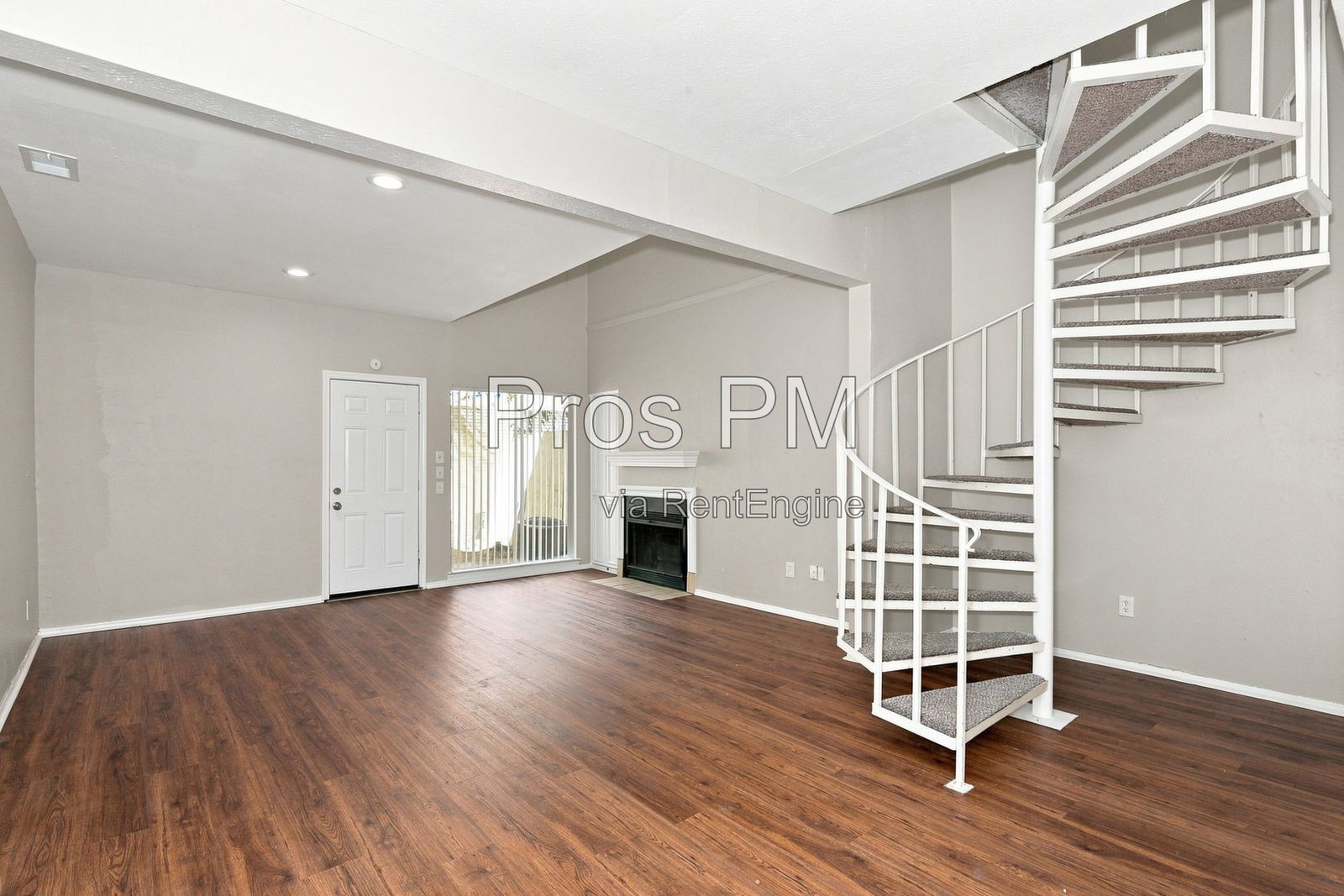 Gallery Image 0