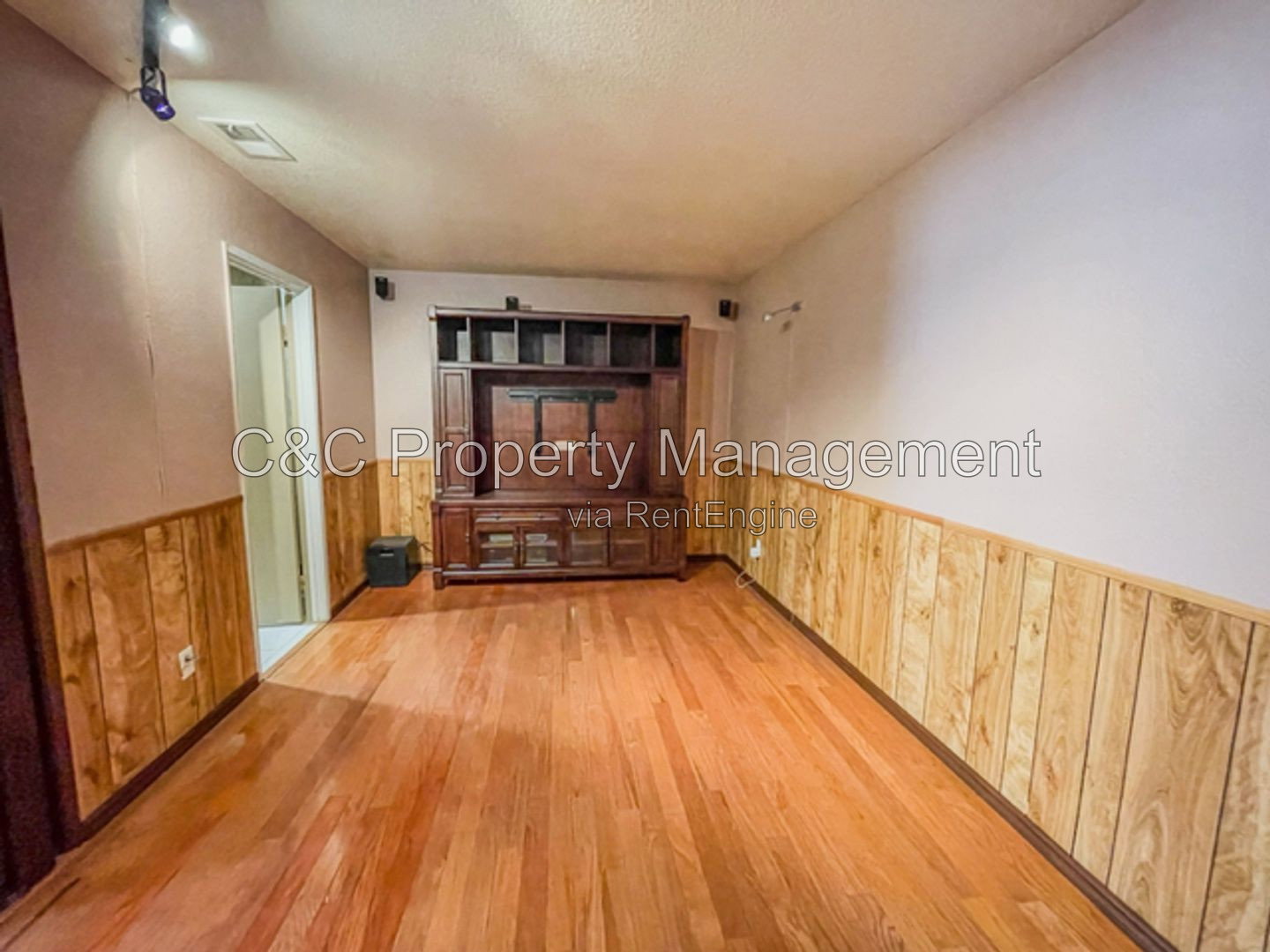 Gallery Image 17