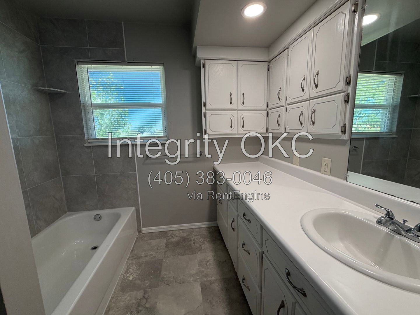 Gallery Image 16