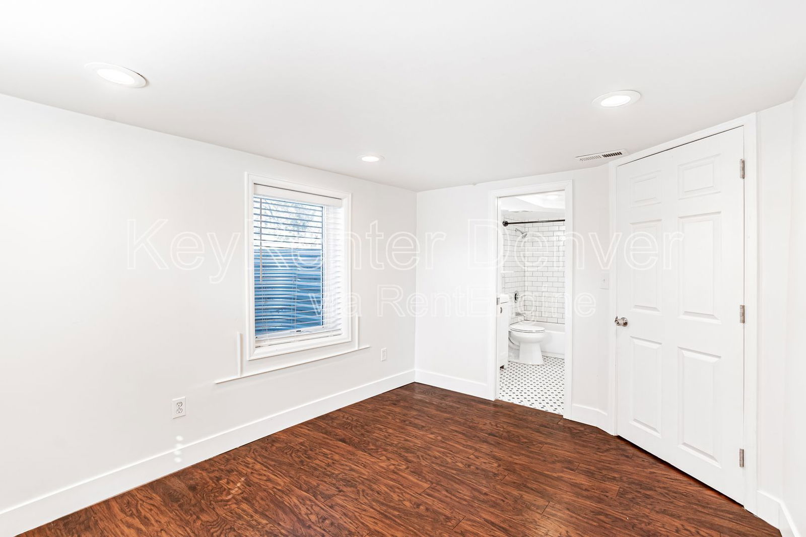 Gallery Image 25