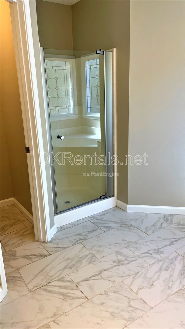 Gallery Image 36