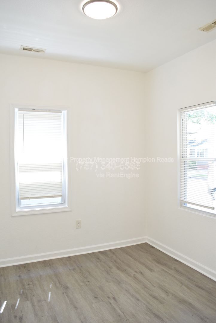 Gallery Image 22