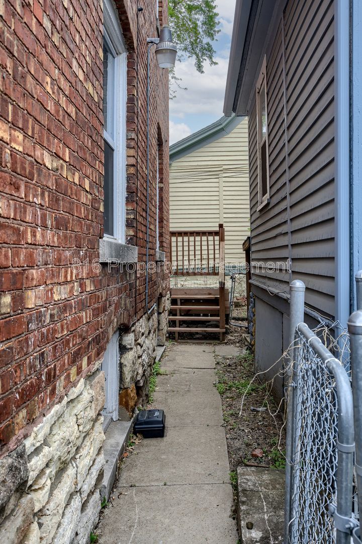 Gallery Image 12