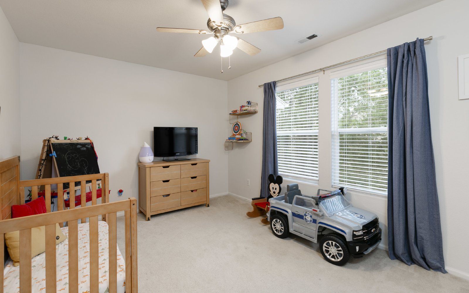 Gallery Image 13