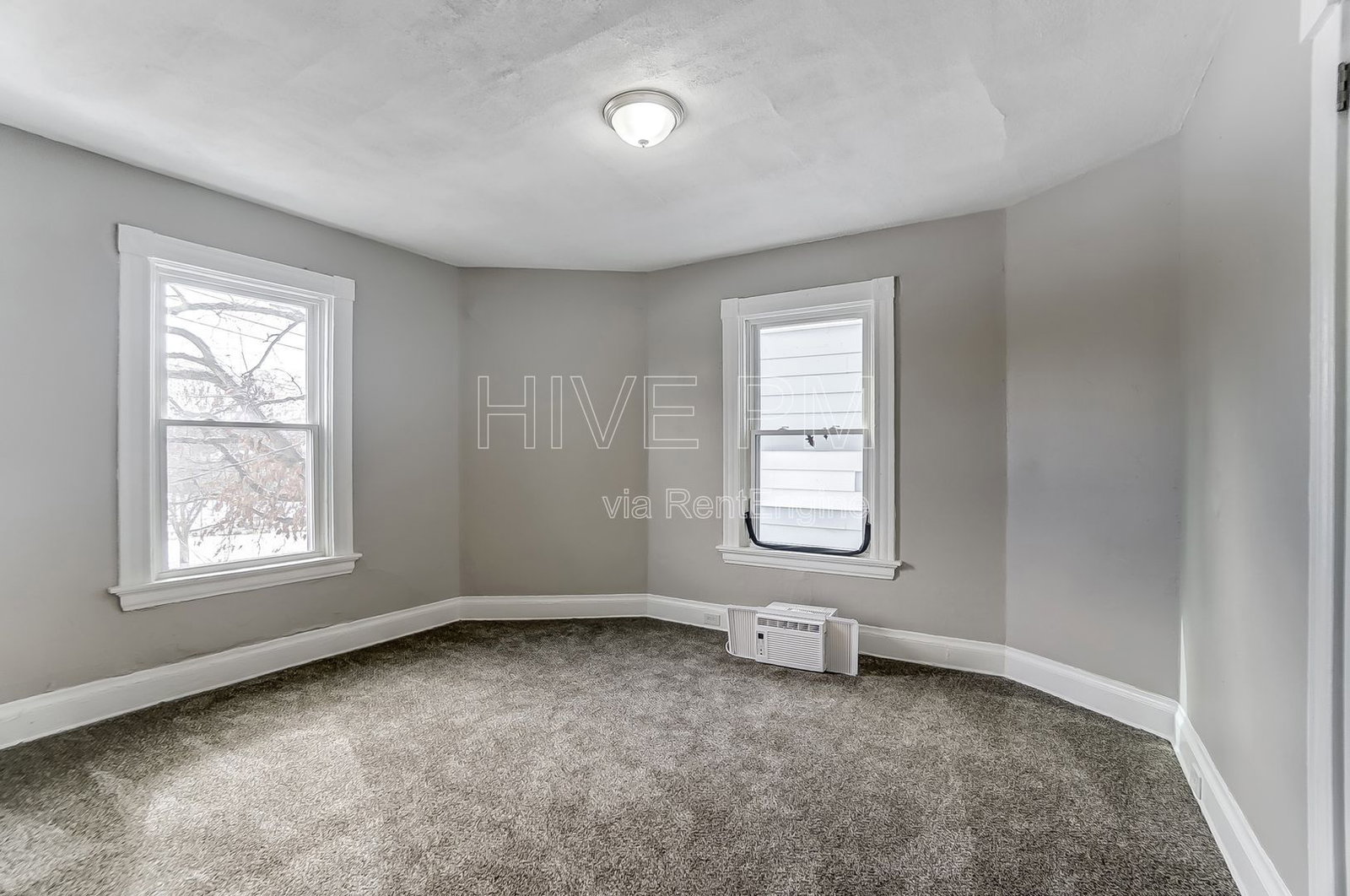 Gallery Image 19