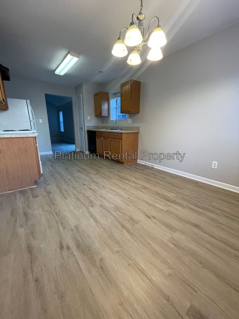 Gallery Image 13