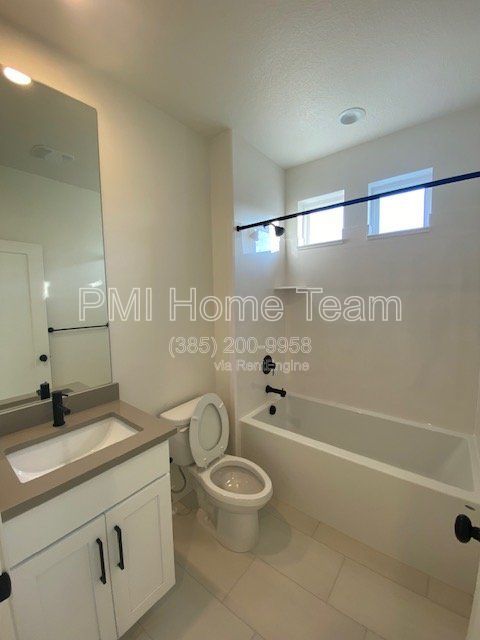 Gallery Image 21