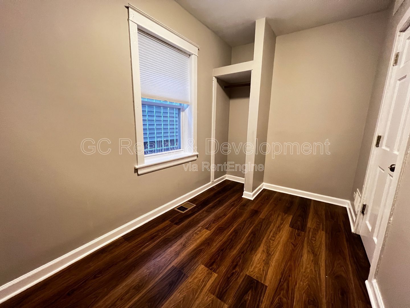 Gallery Image 14