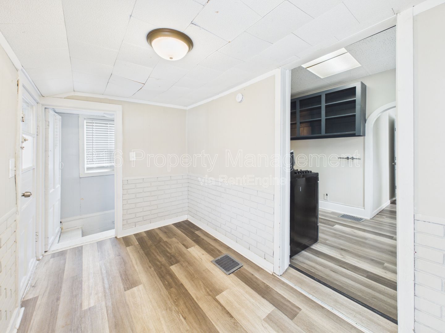 Gallery Image 14