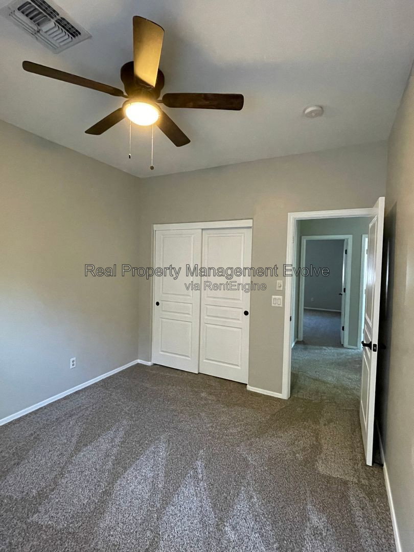 Gallery Image 18