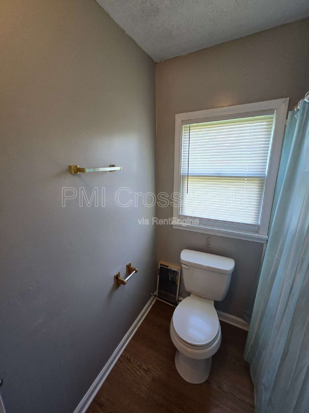 Gallery Image 18