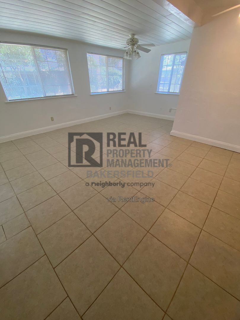 Gallery Image 17