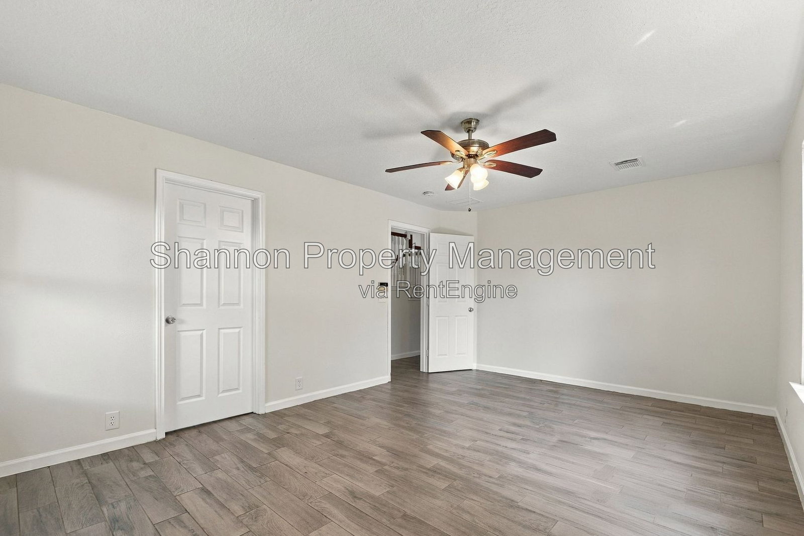 Gallery Image 20