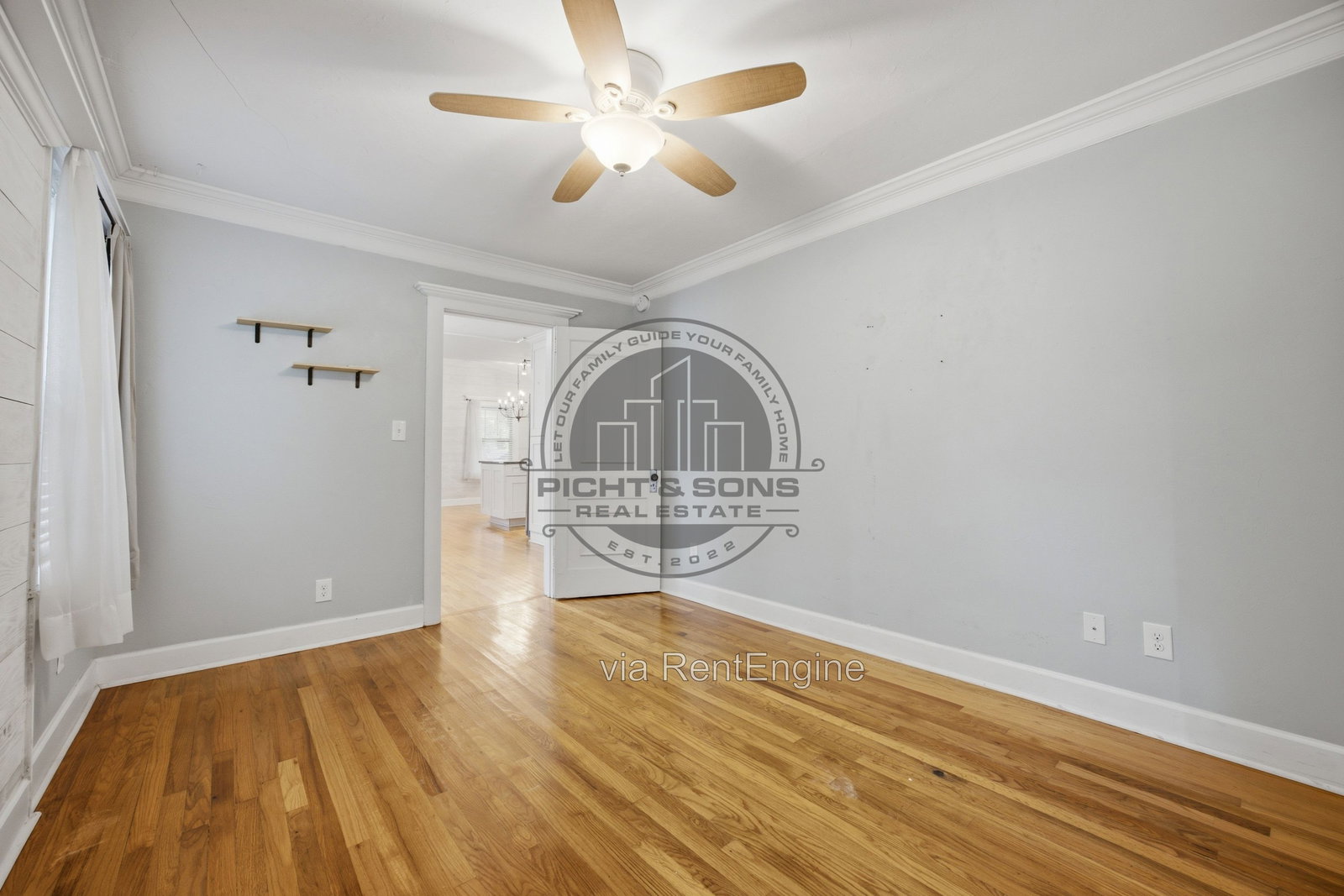 Gallery Image 17