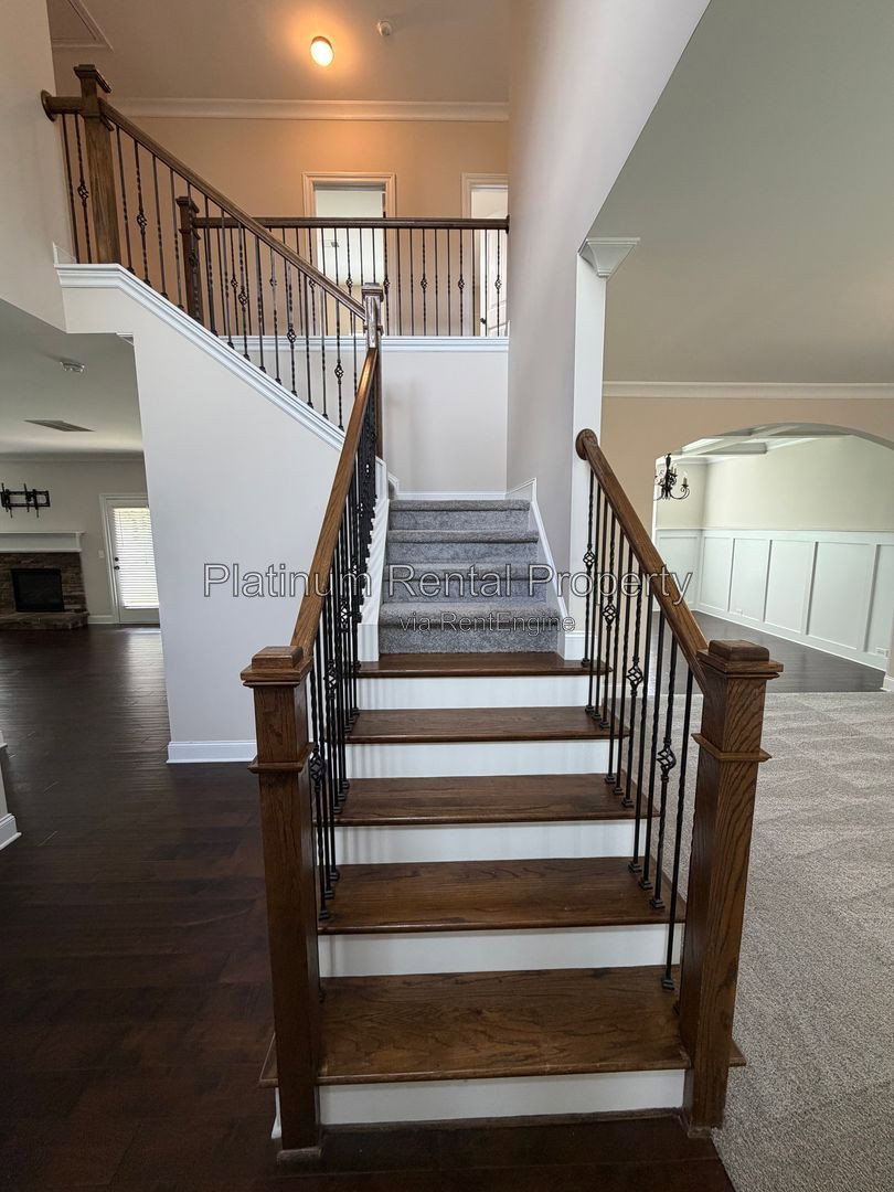 Gallery Image 16