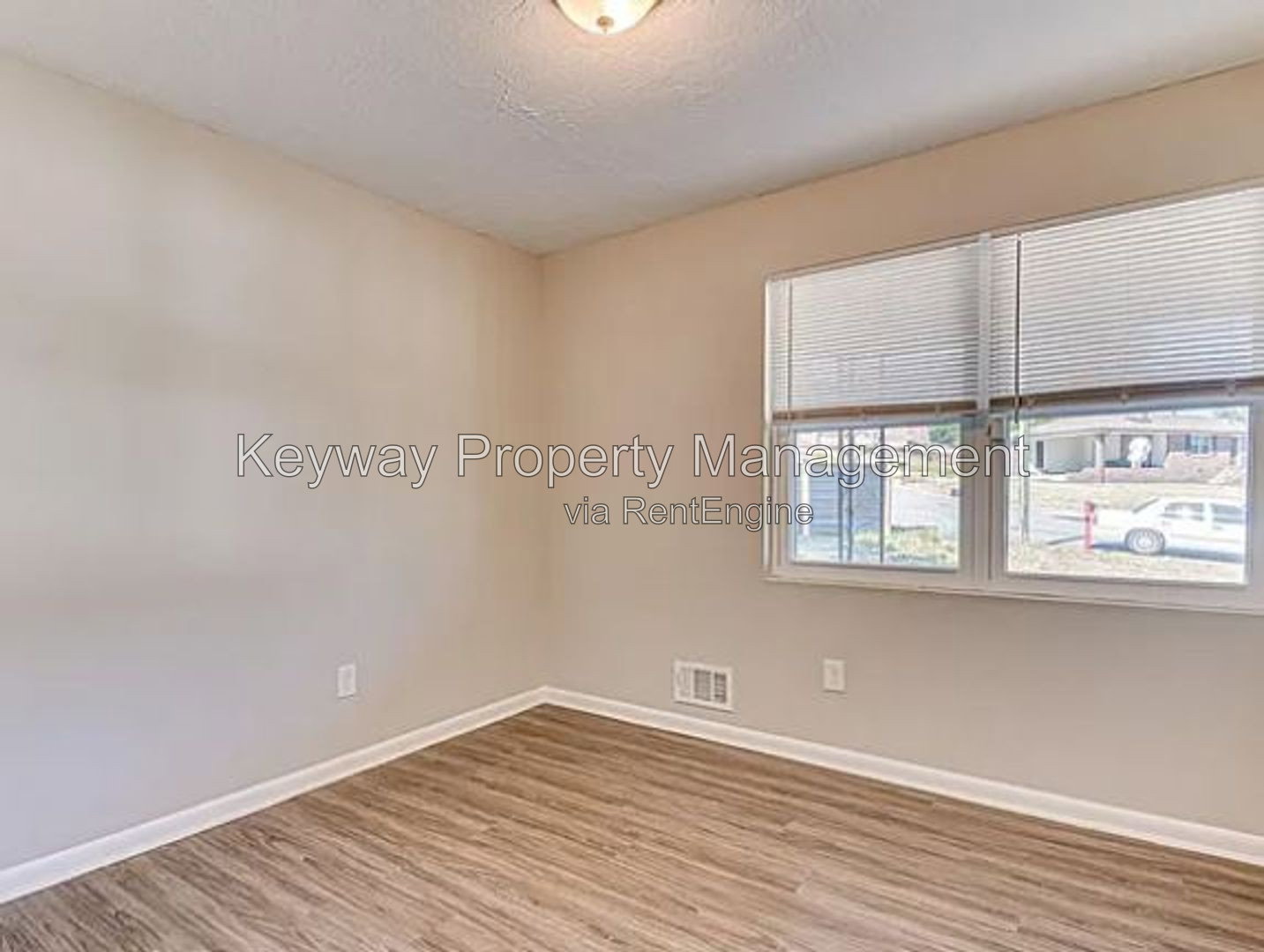 Gallery Image 16