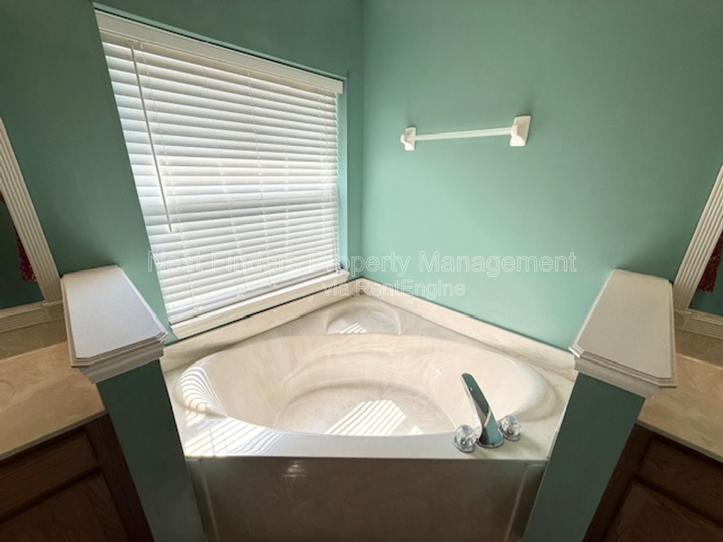 Gallery Image 18