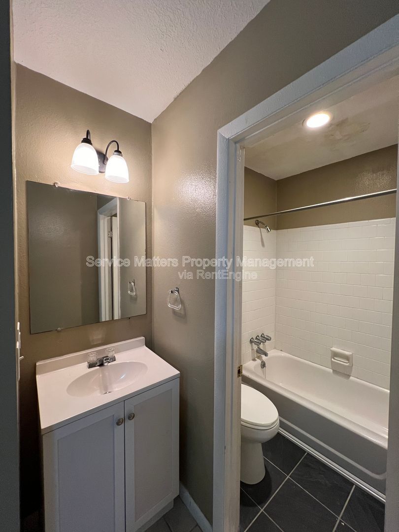 Gallery Image 17