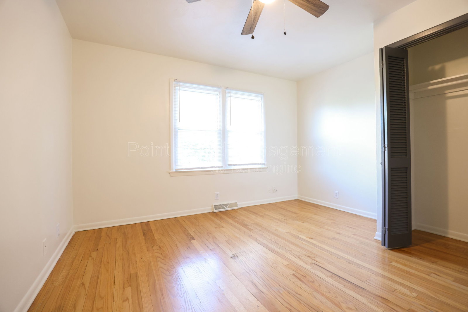 Gallery Image 16