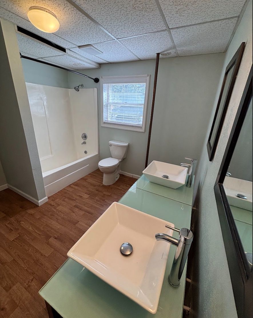 Gallery Image 9