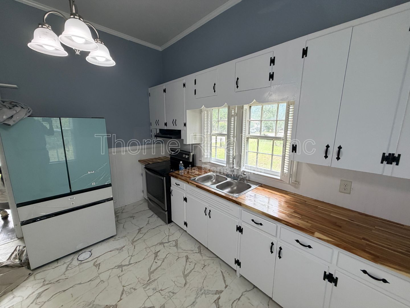 Gallery Image 14