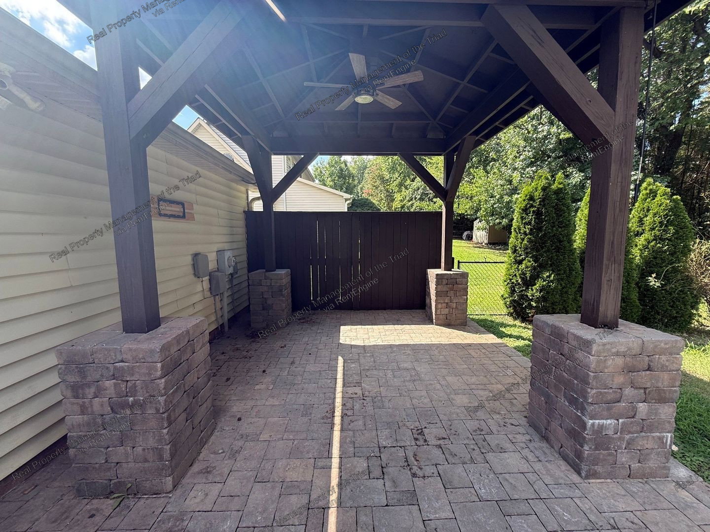 Gallery Image 15