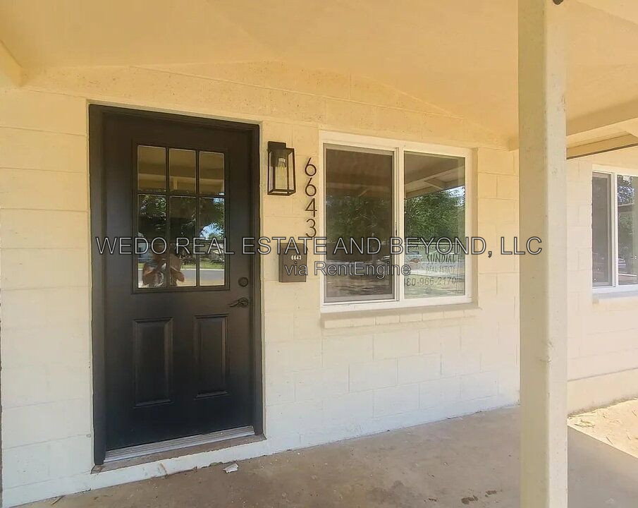 Gallery Image 0