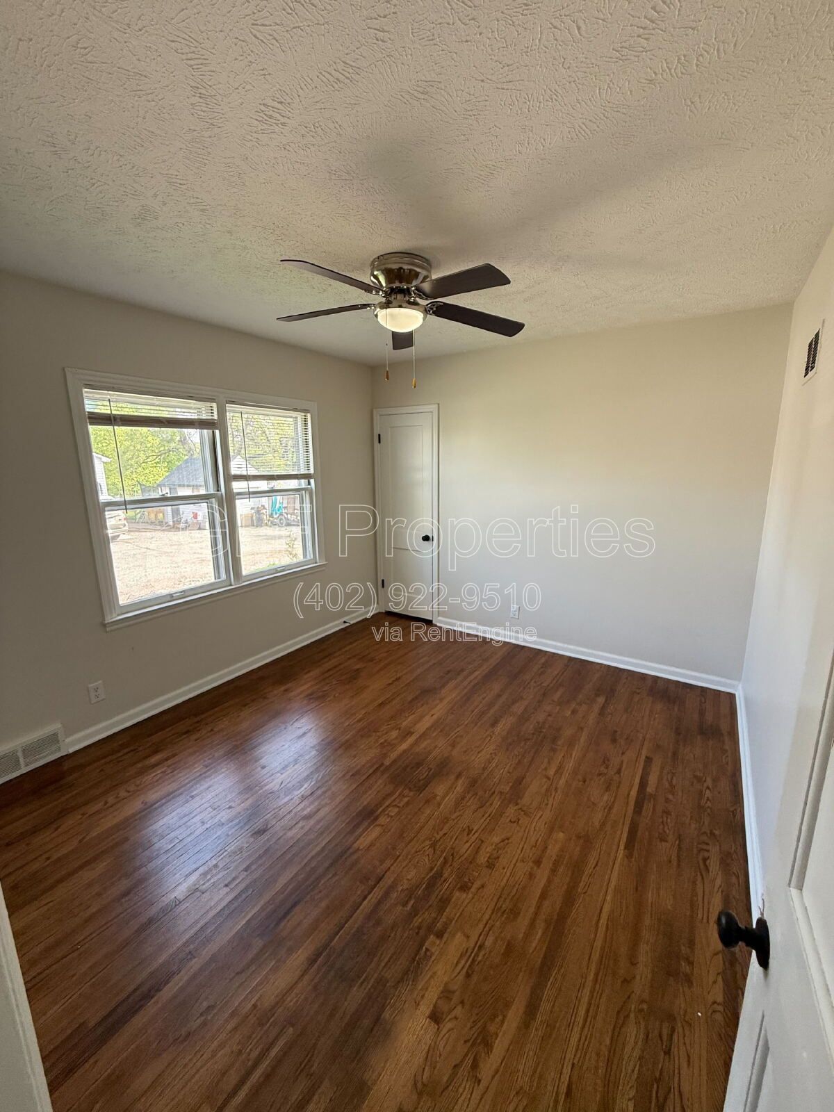 Gallery Image 16