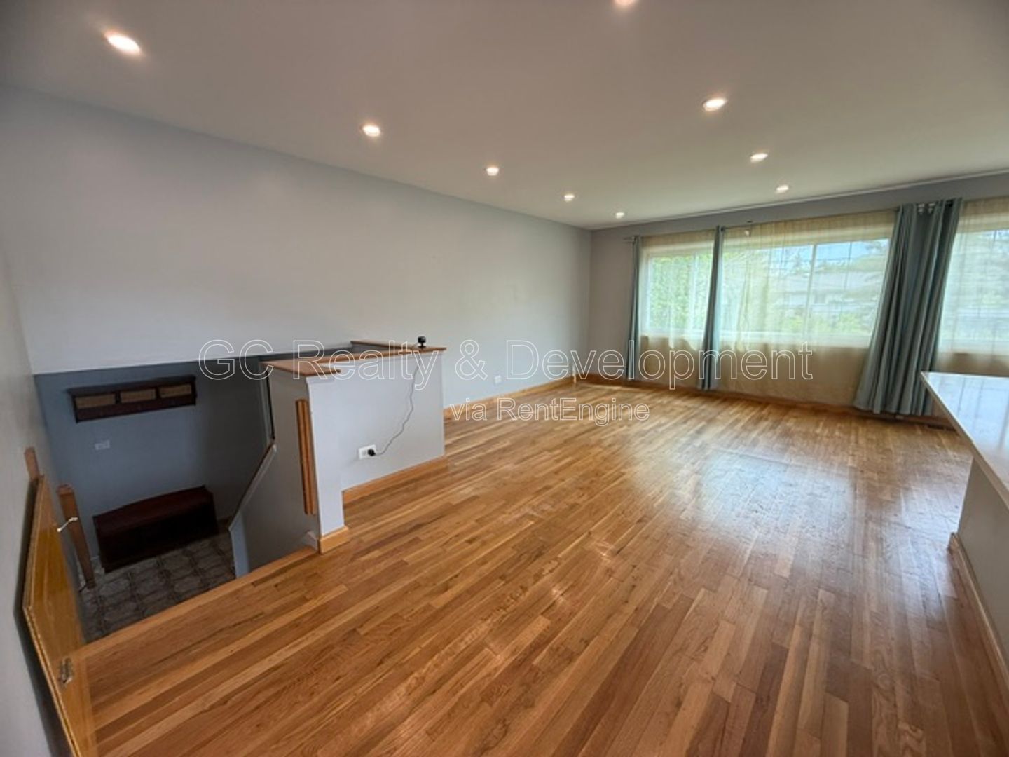Gallery Image 18