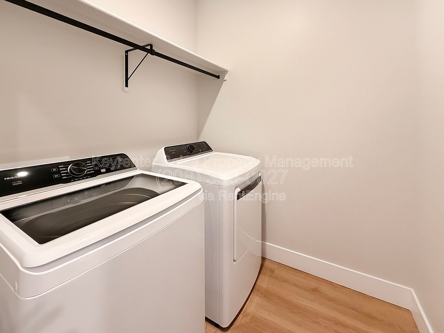 Gallery Image 13