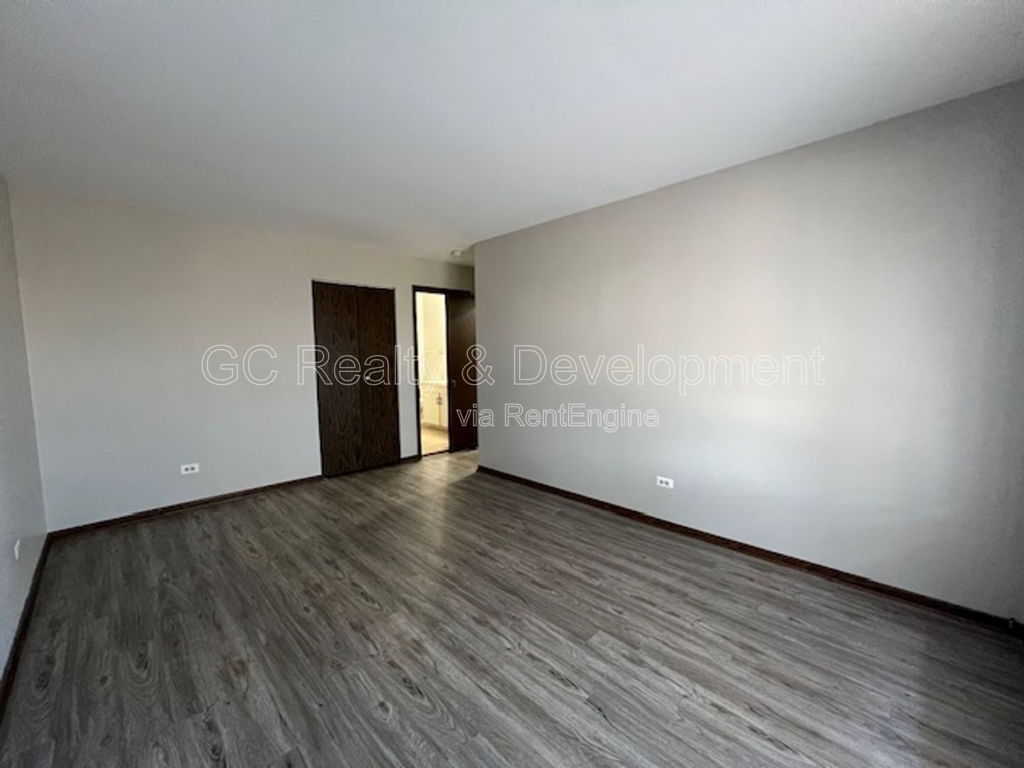 Gallery Image 17