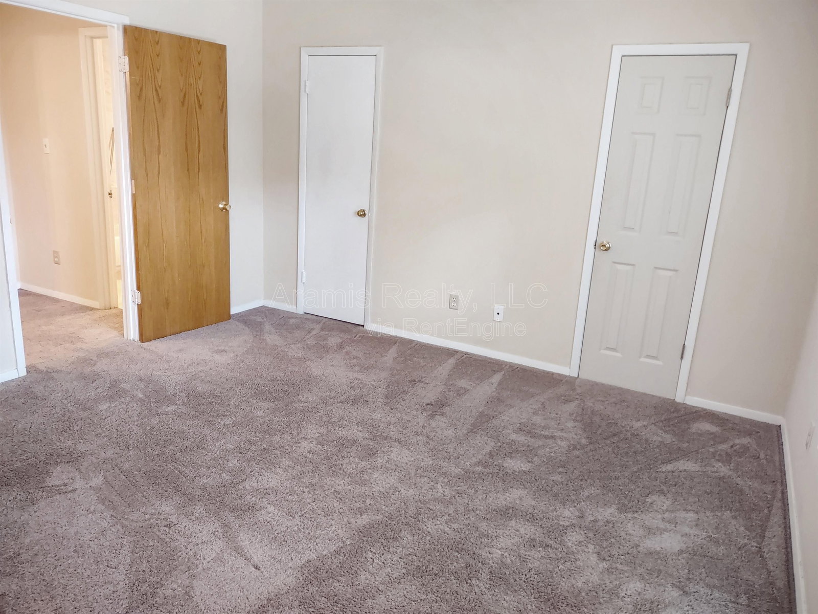 Gallery Image 17