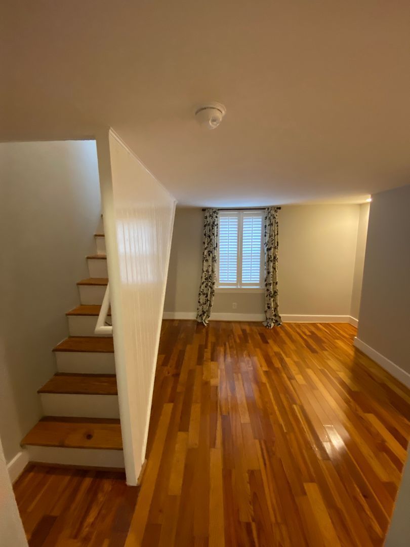 Gallery Image 18