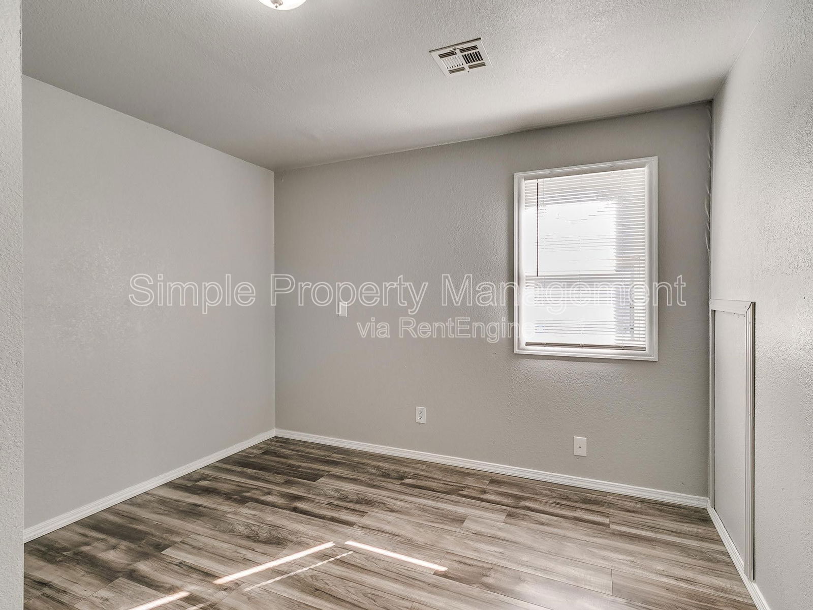 Gallery Image 18
