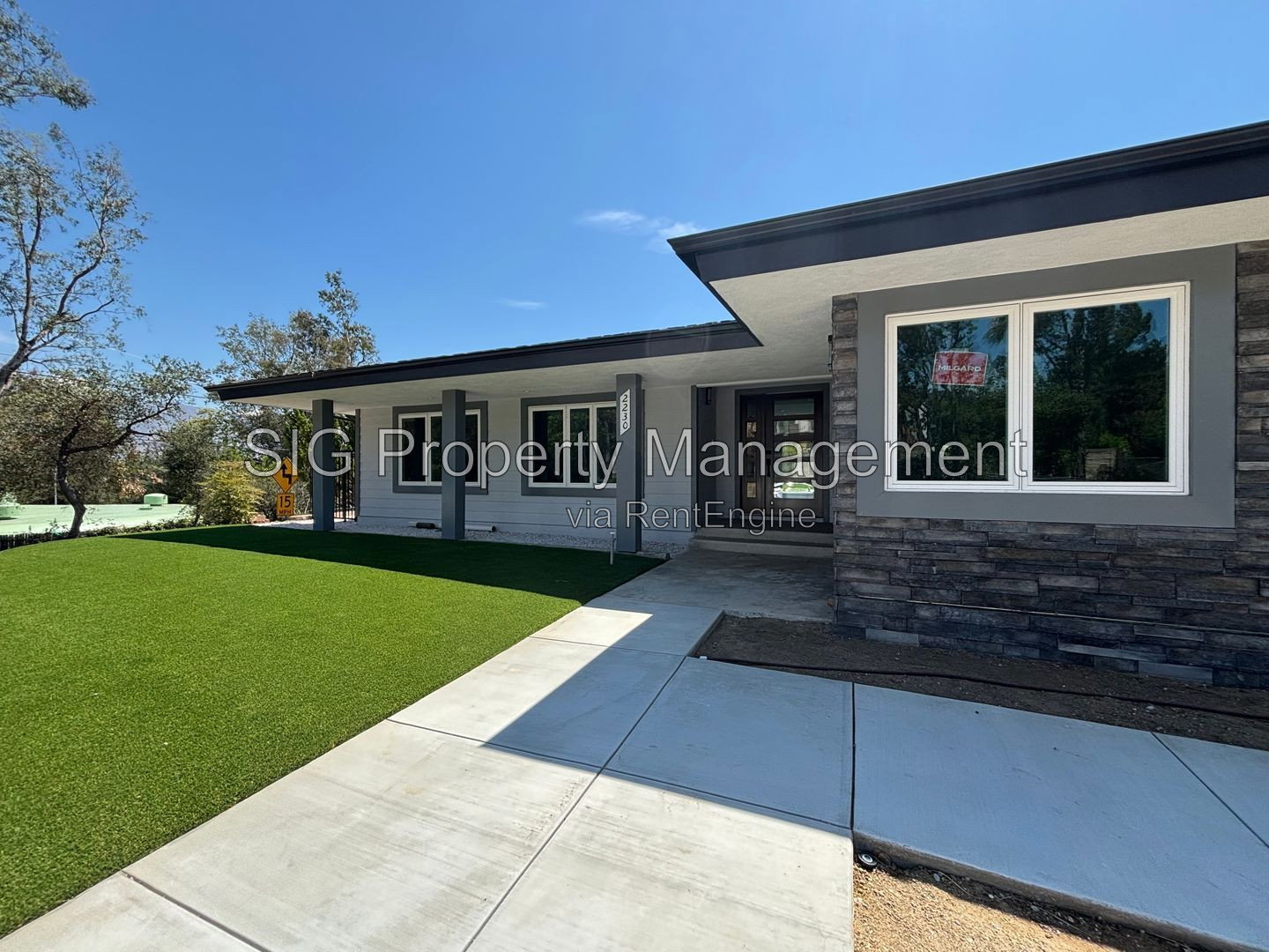 Gallery Image 44