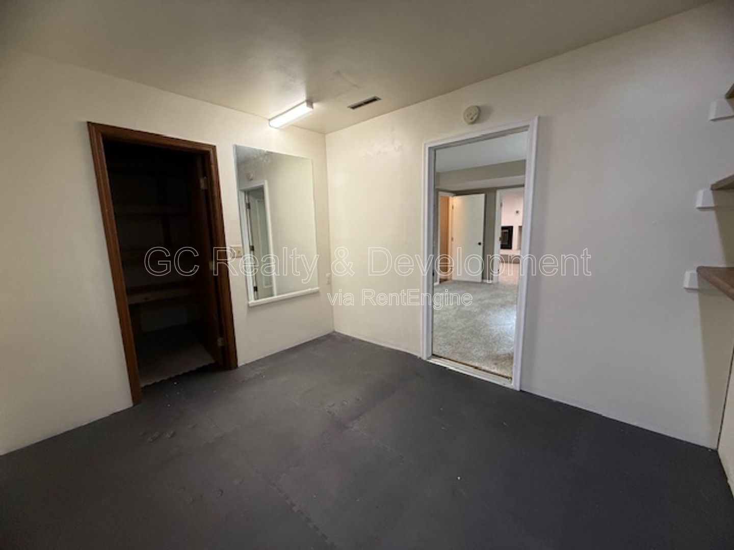 Gallery Image 31