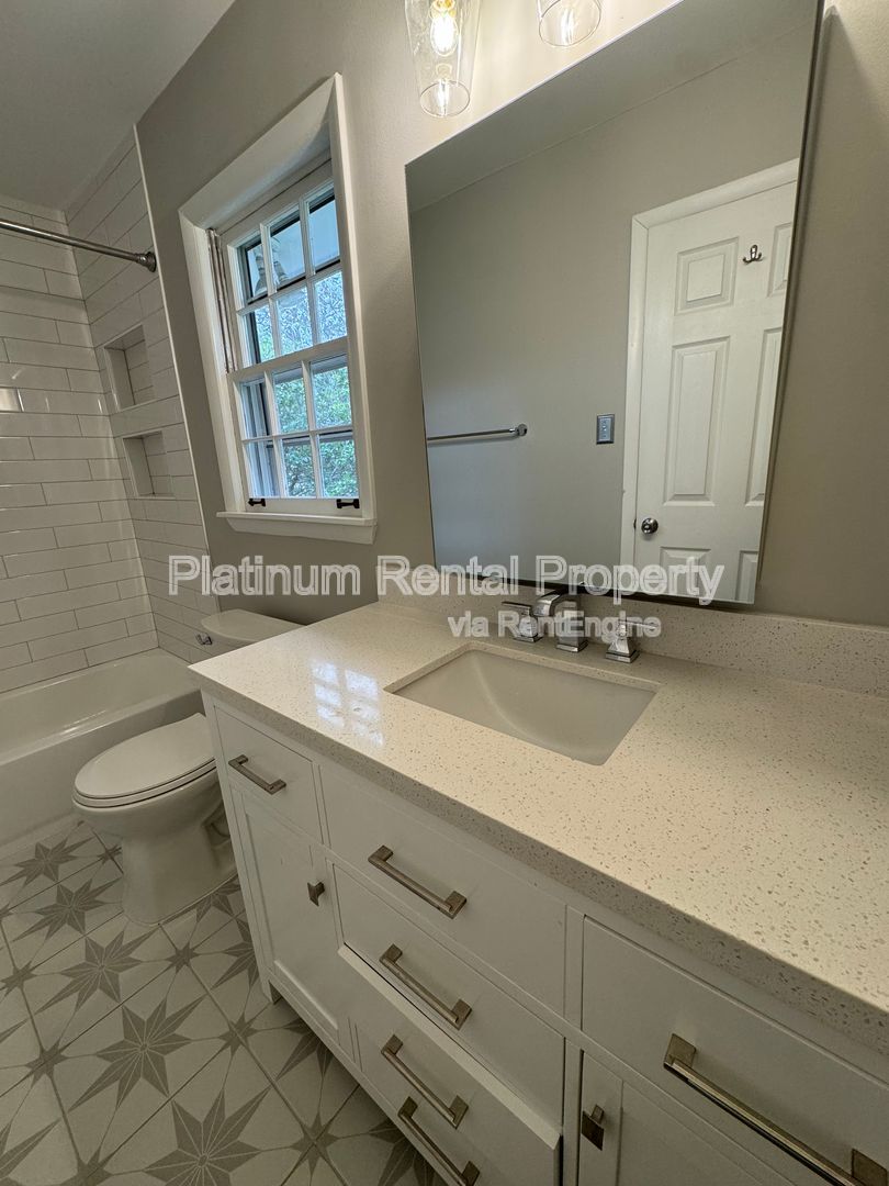 Gallery Image 17