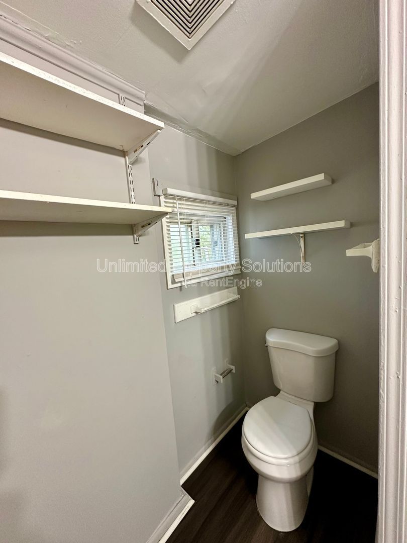 Gallery Image 11