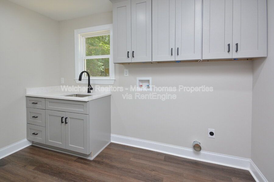 Gallery Image 25