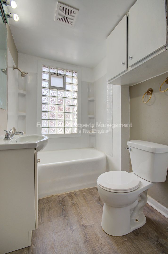 Gallery Image 11