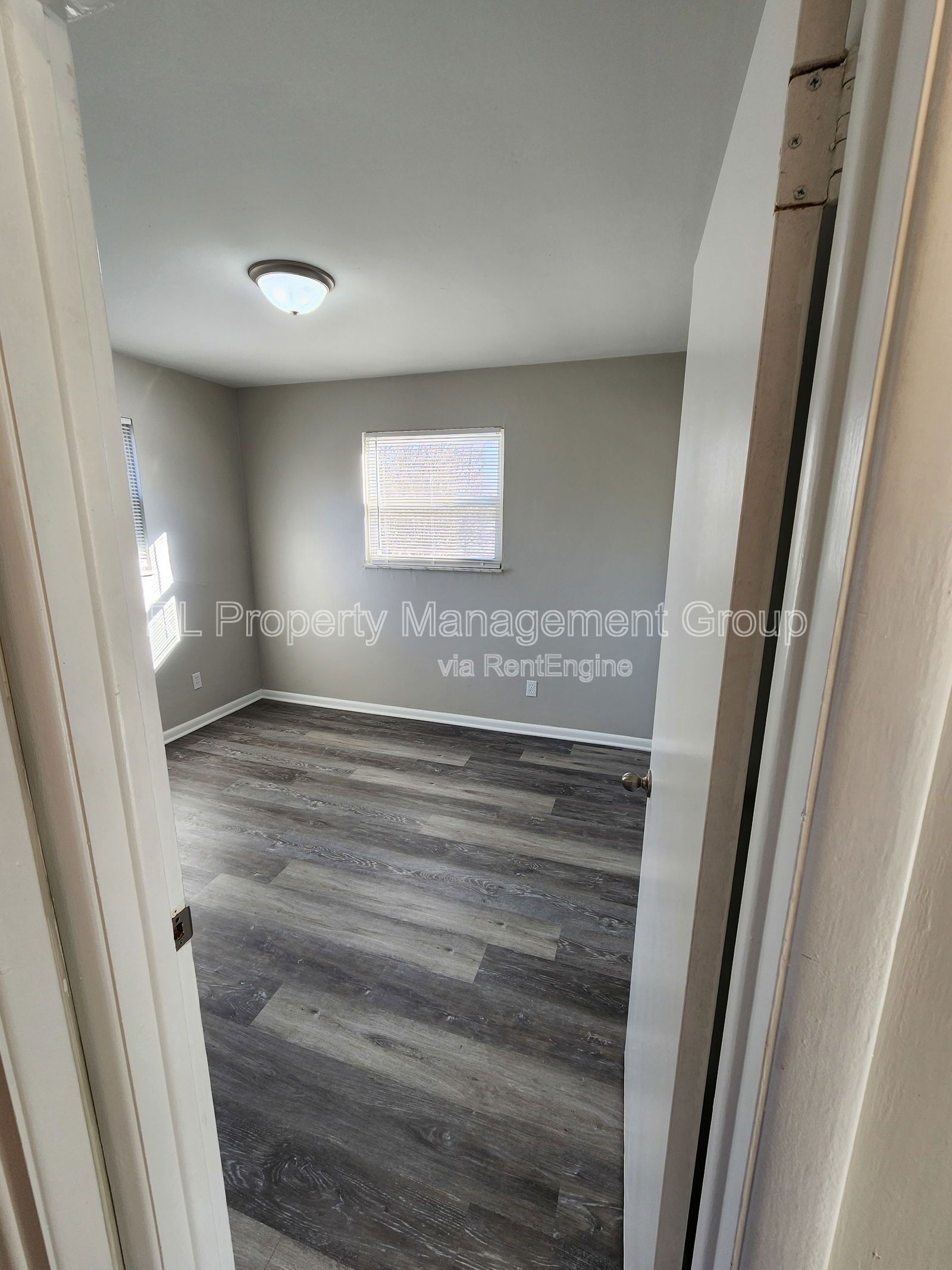 Gallery Image 16