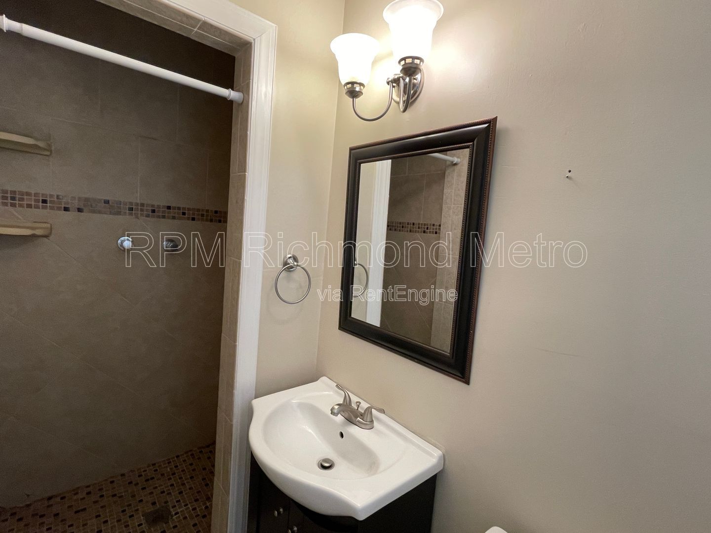 Gallery Image 19