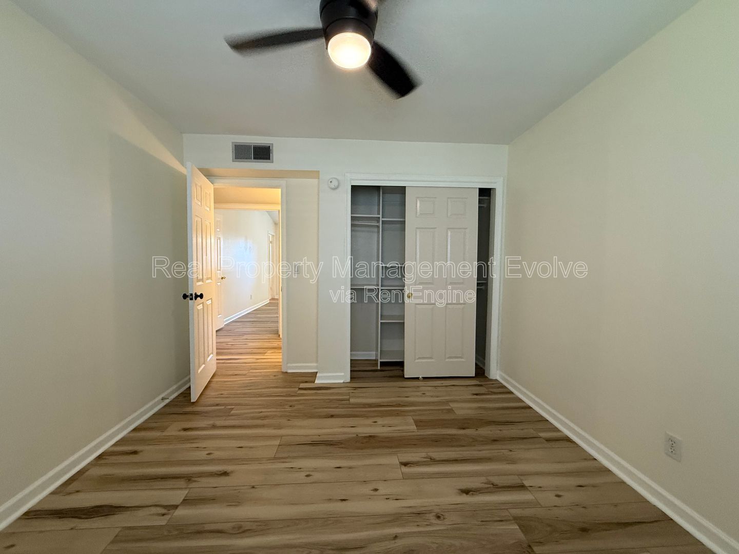 Gallery Image 19