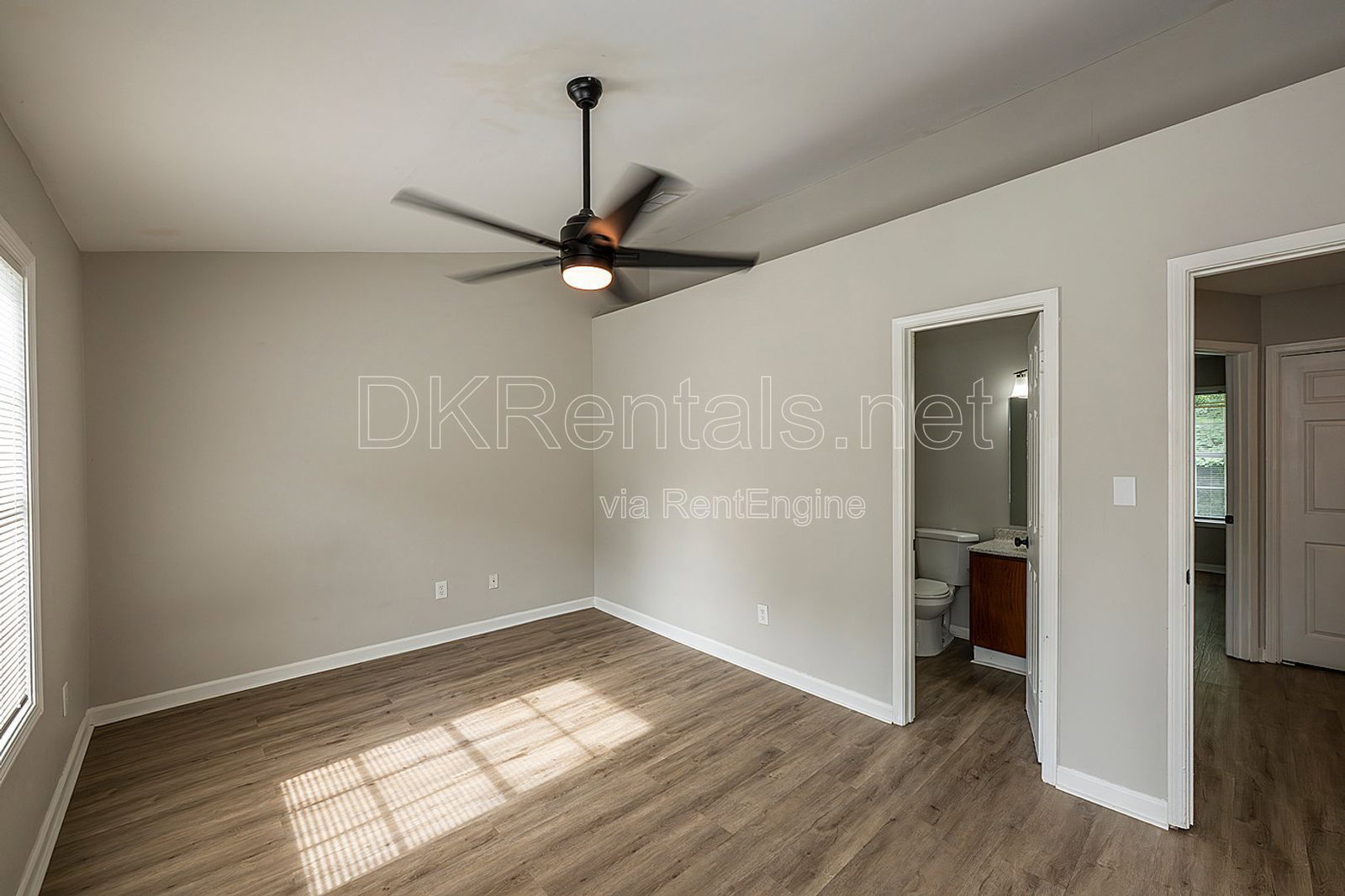 Gallery Image 19