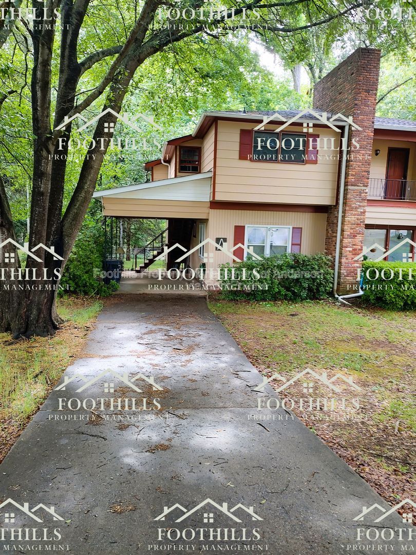 Gallery Image 0