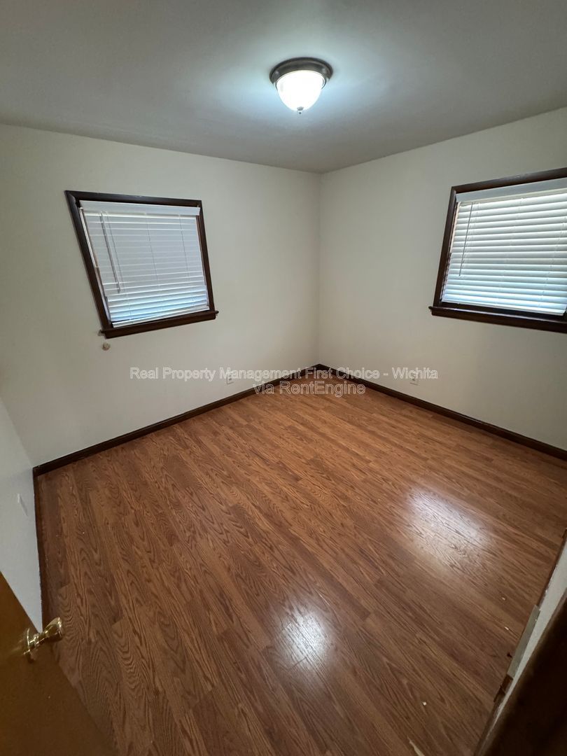 Gallery Image 36